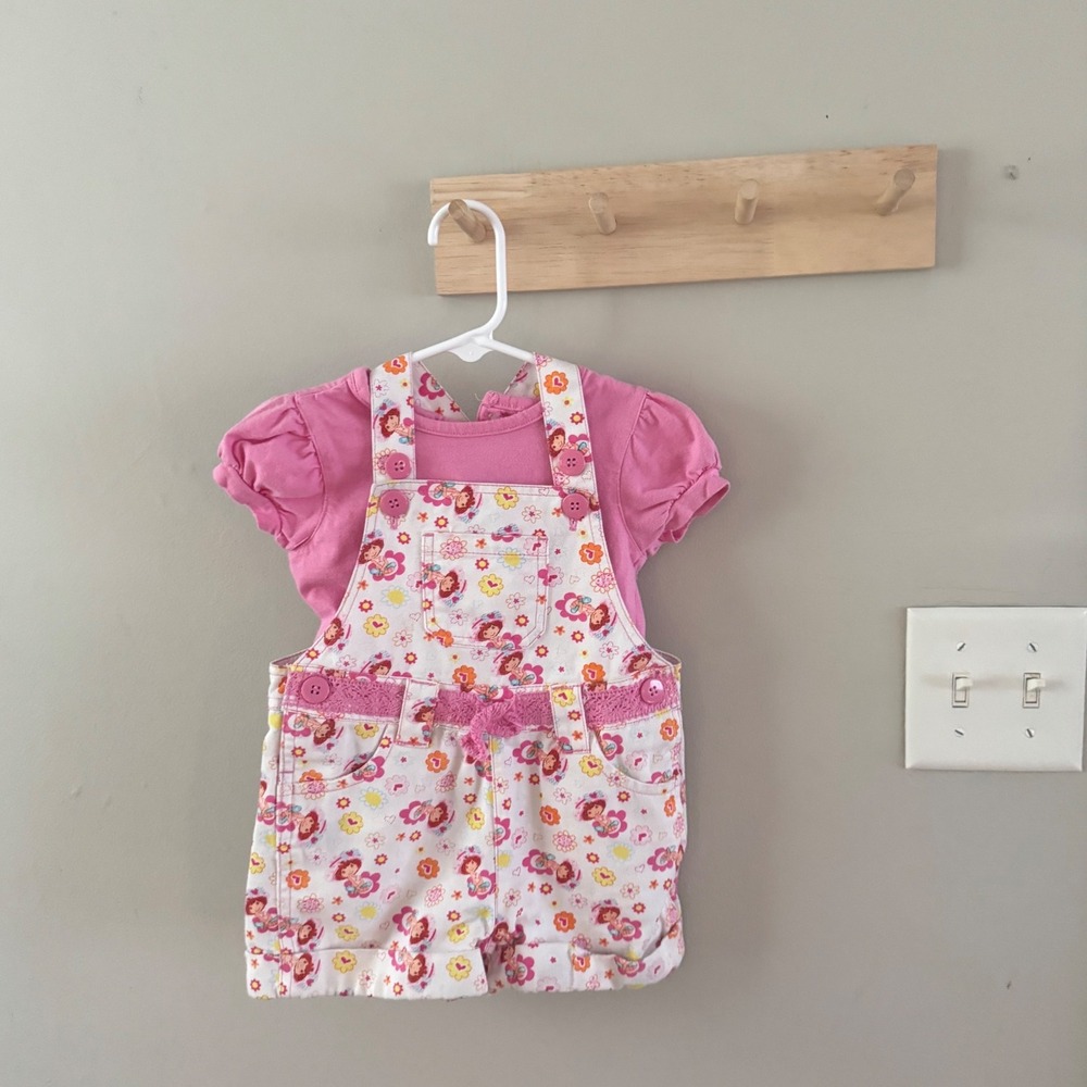 vntg/y2k 2007 strawberry shortcake shortall set